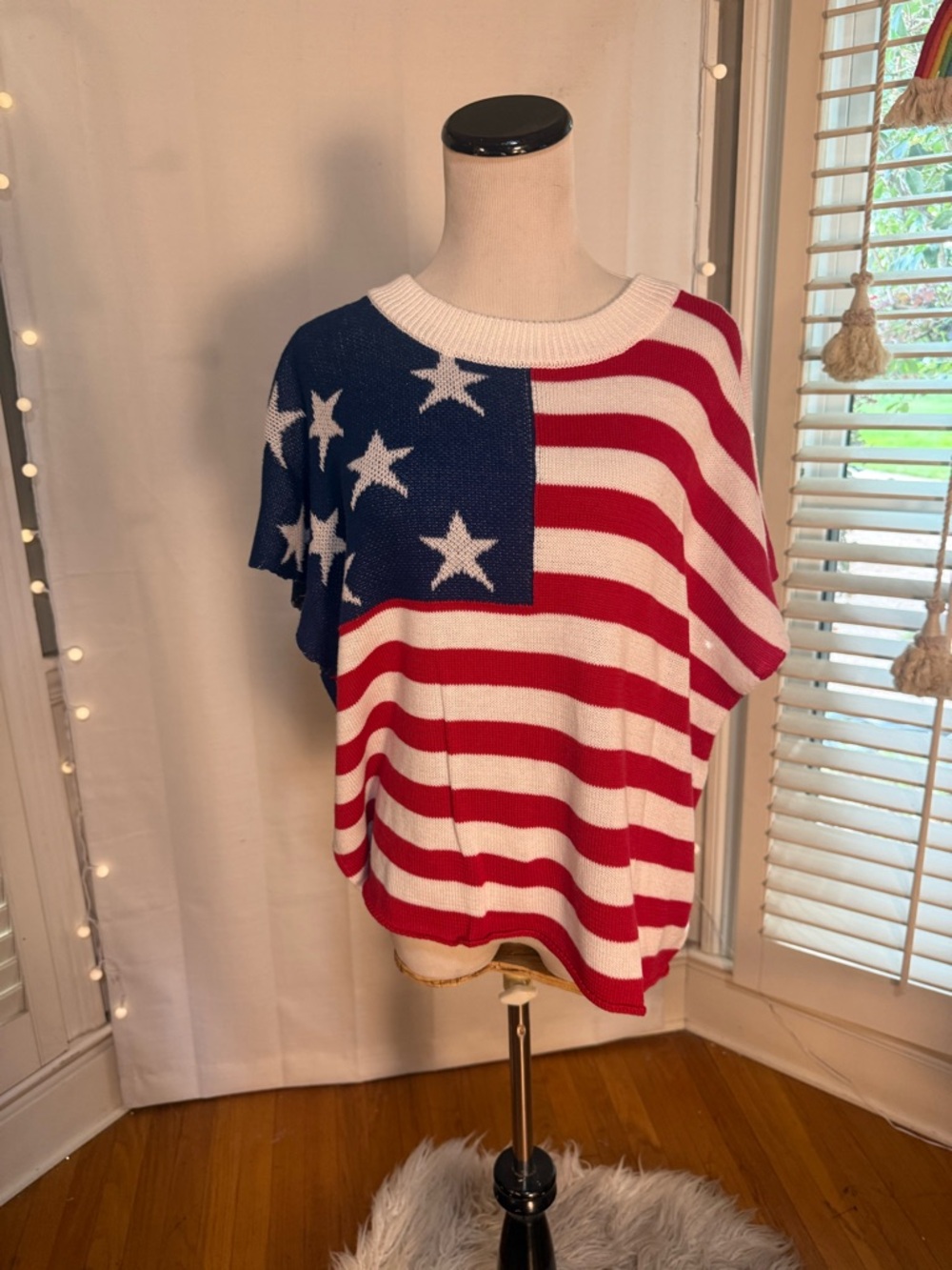 Anna & Ava American Flag Sweater Top L/XL NWT Patriotic USA Knit